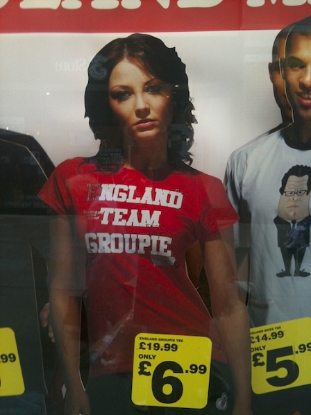 © Robert Rotifer T-Shirt England Team Groupie im Sonderangebot